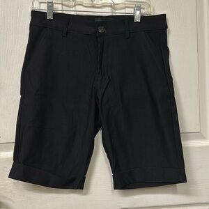 Gingtto Essential Men’s Black Skinny Fit Flat Front Shorts 32